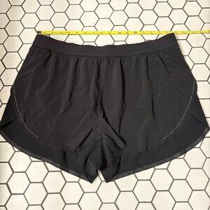 Lululemon Find Your Pace Short 3 inch lined in black.